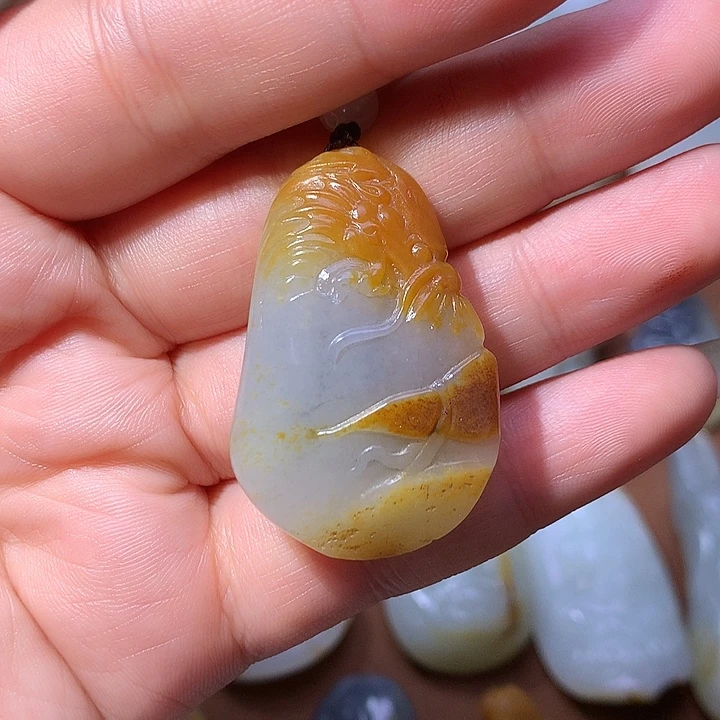 一***风和田玉未镶嵌颈饰