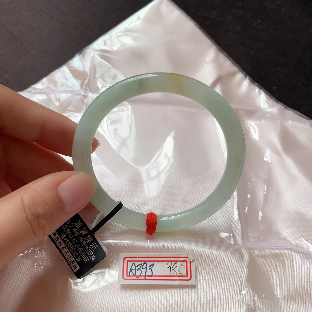 伊奕翡翠天然缅甸翡翠Ａ货A393 53＋圆条