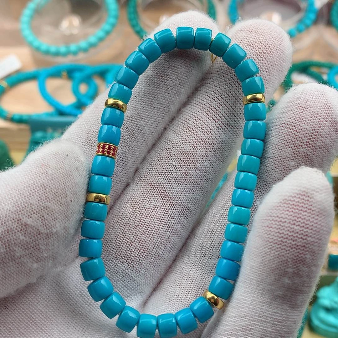 绿松石颈饰未镶嵌