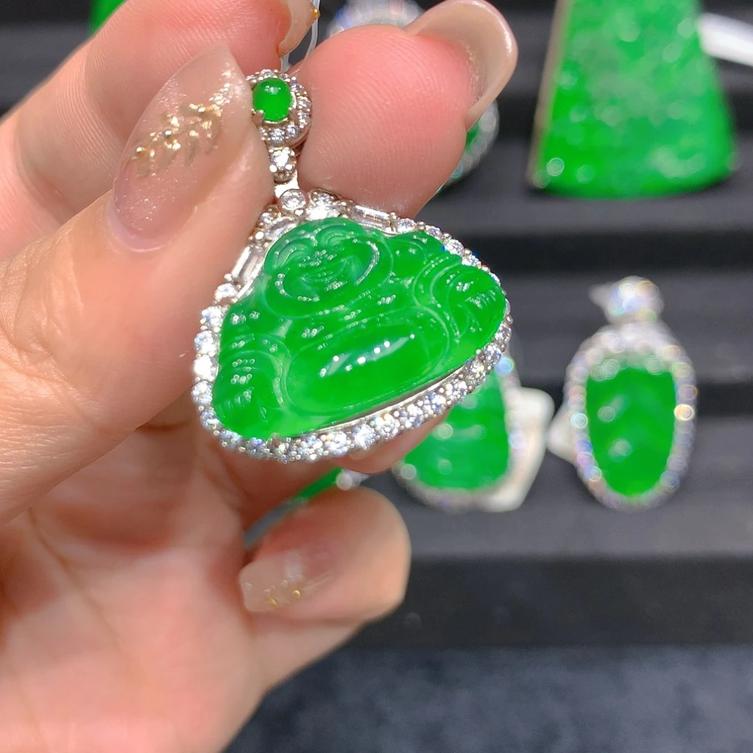 翡翠吊坠(赠链)银S925镶嵌0008