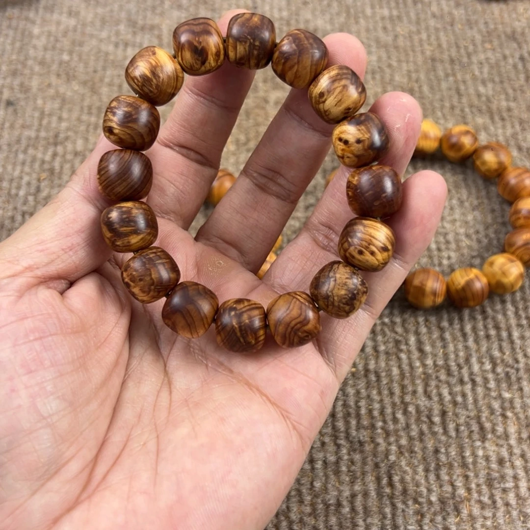 木太行崖柏1314陈化蚂蚁腿瘤疤。。。。。。