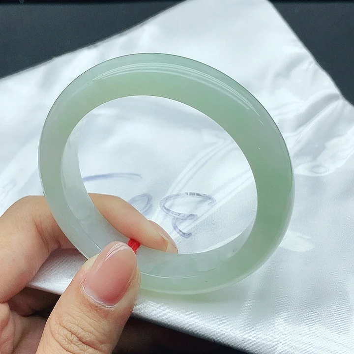 未镶嵌手镯翡翠303