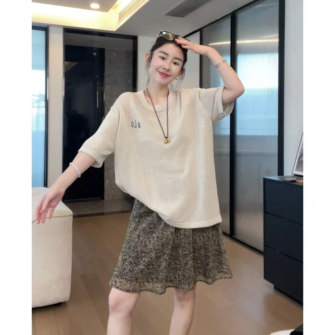 玖了个玖 2025夏韩系字母logo圆领休闲宽松短袖T恤上衣2504C1919