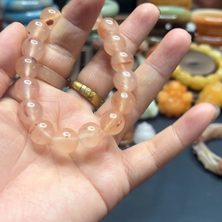 石英岩玉合金颈饰