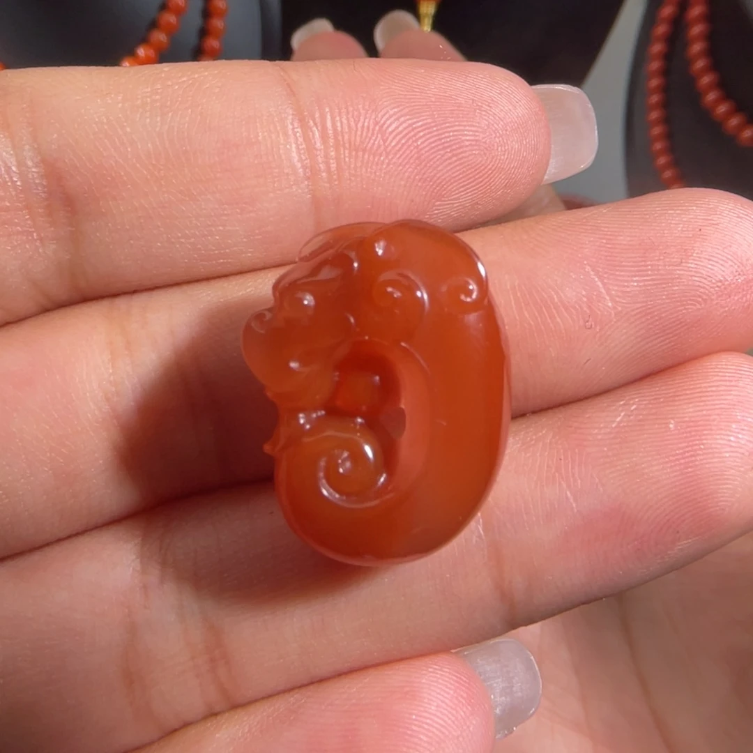 南红玛瑙鱼化龙21.2x16.2x9.5mm未镶嵌