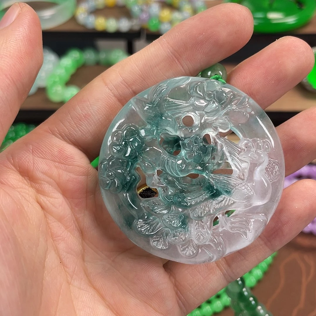 颈饰未镶嵌翡翠吊坠