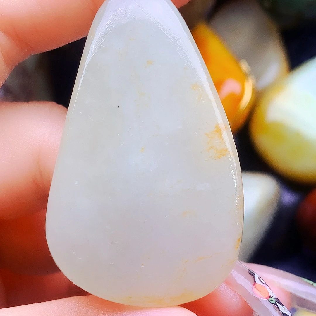 未镶嵌和田玉（糖玉）把件