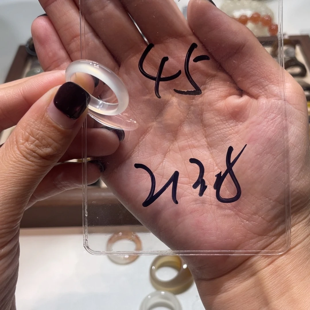 玛瑙/玉髓戒指未镶嵌可**?