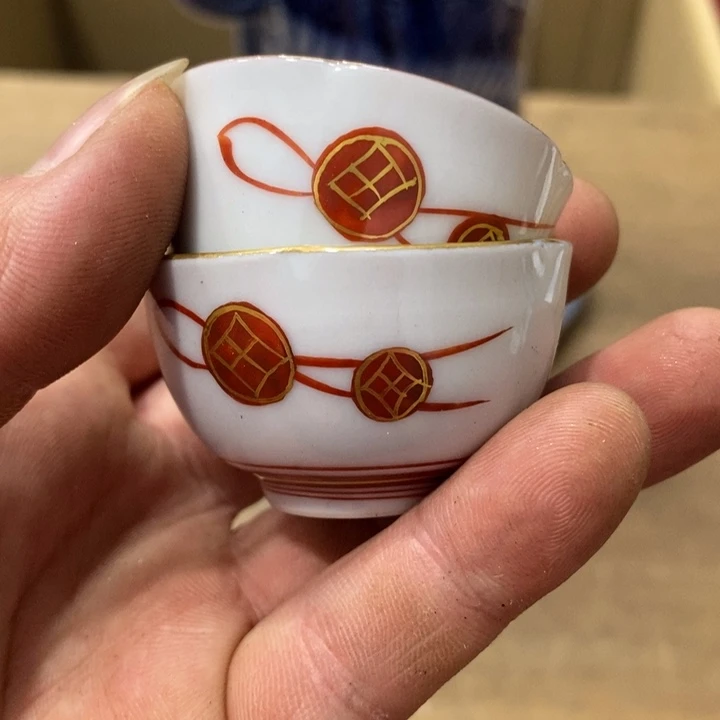 一***尘中古品有微瑕，谨慎入手