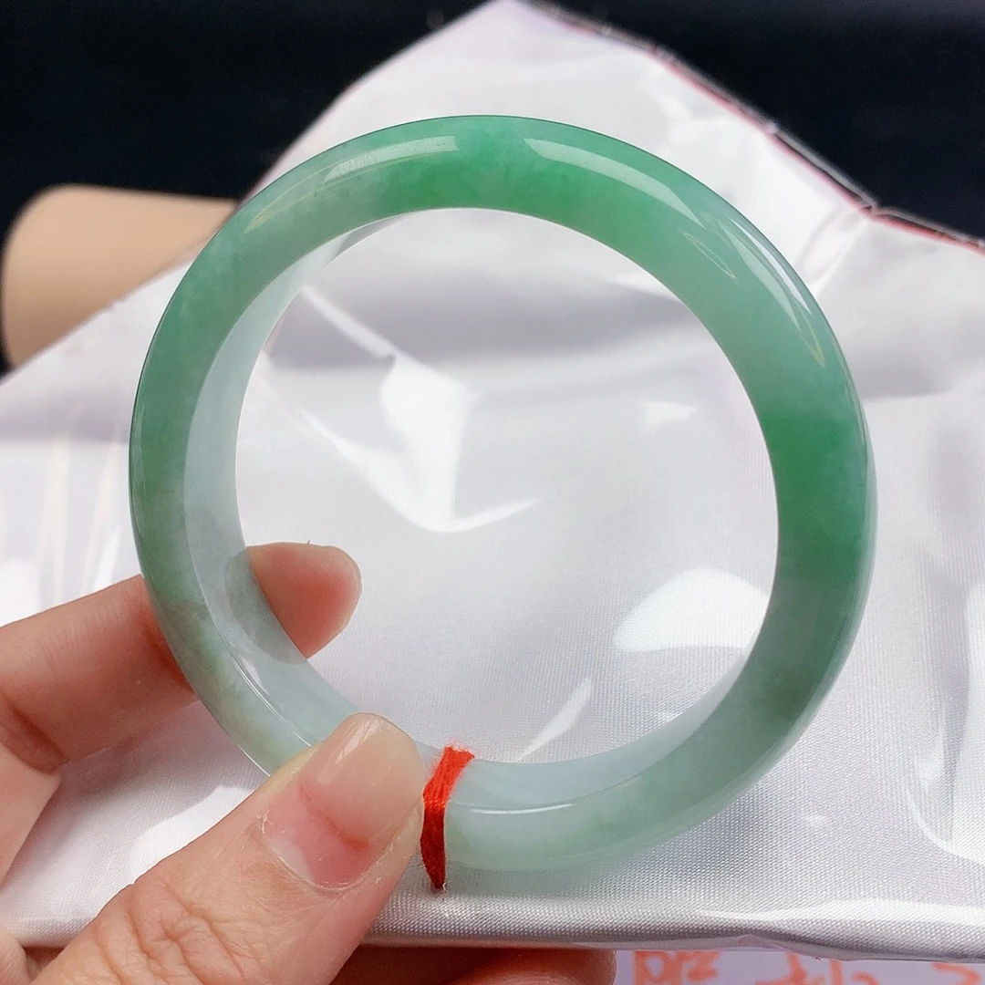 翡翠手镯未镶嵌58圈2521