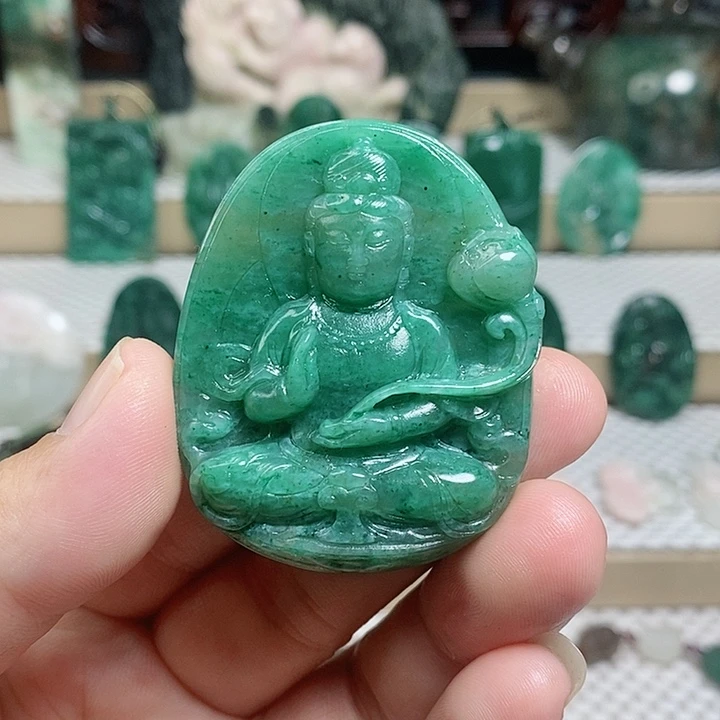 未镶嵌独山玉颈饰