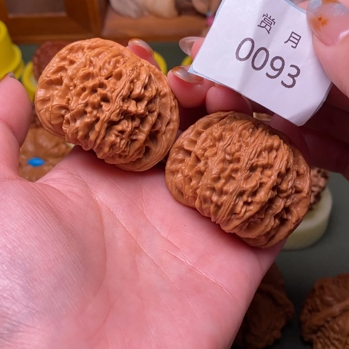 文玩核桃把件48楼0093