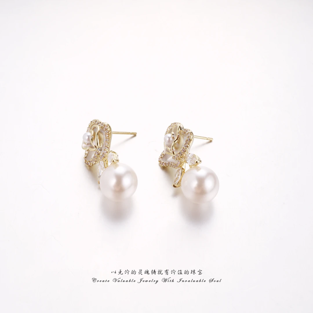 铜合金仿珍珠耳饰 【RUCHINE】美·小香风珠珠耳钉 RCH-C-30790