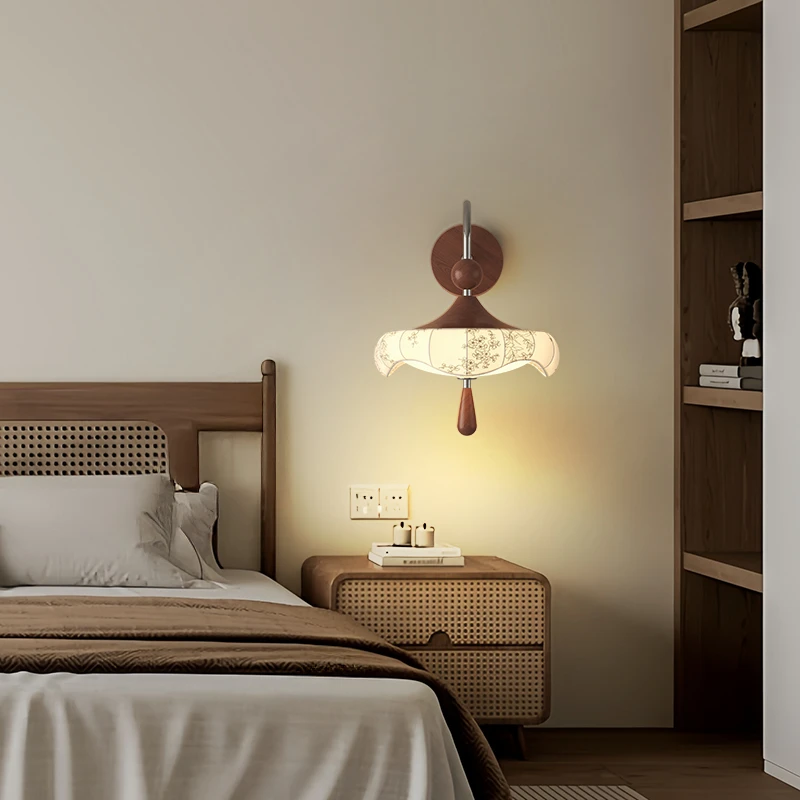 宋氏美学壁灯卧室床头灯中古风复古胡桃木纹客厅沙发旁背景墙灯具