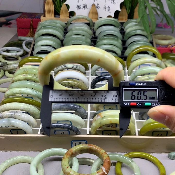 合金蛇纹石玉手镯28