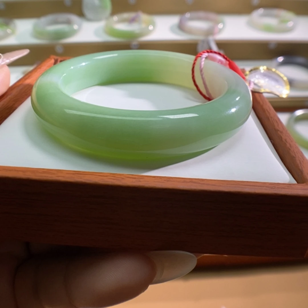 【闪购商品】和田玉（翠青玉）手镯未镶嵌