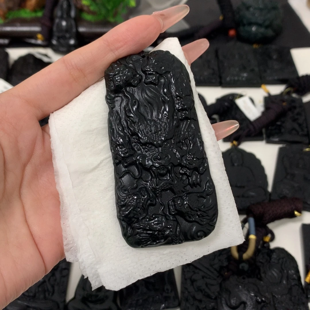 於***ᴺ天然缅甸a货钢琴黑挂件