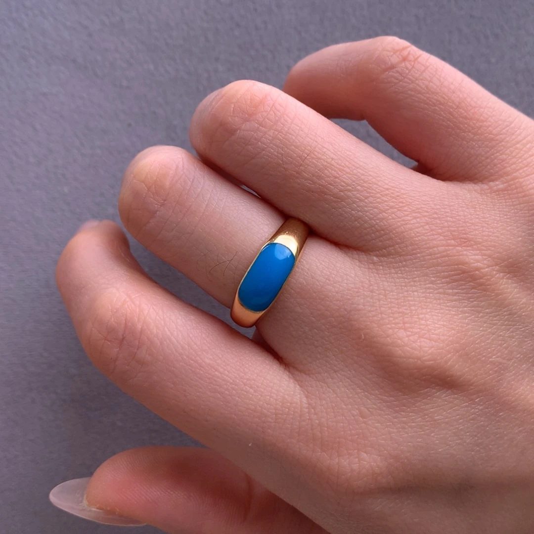 18K金镶嵌绿松石玉化蓝马鞍戒