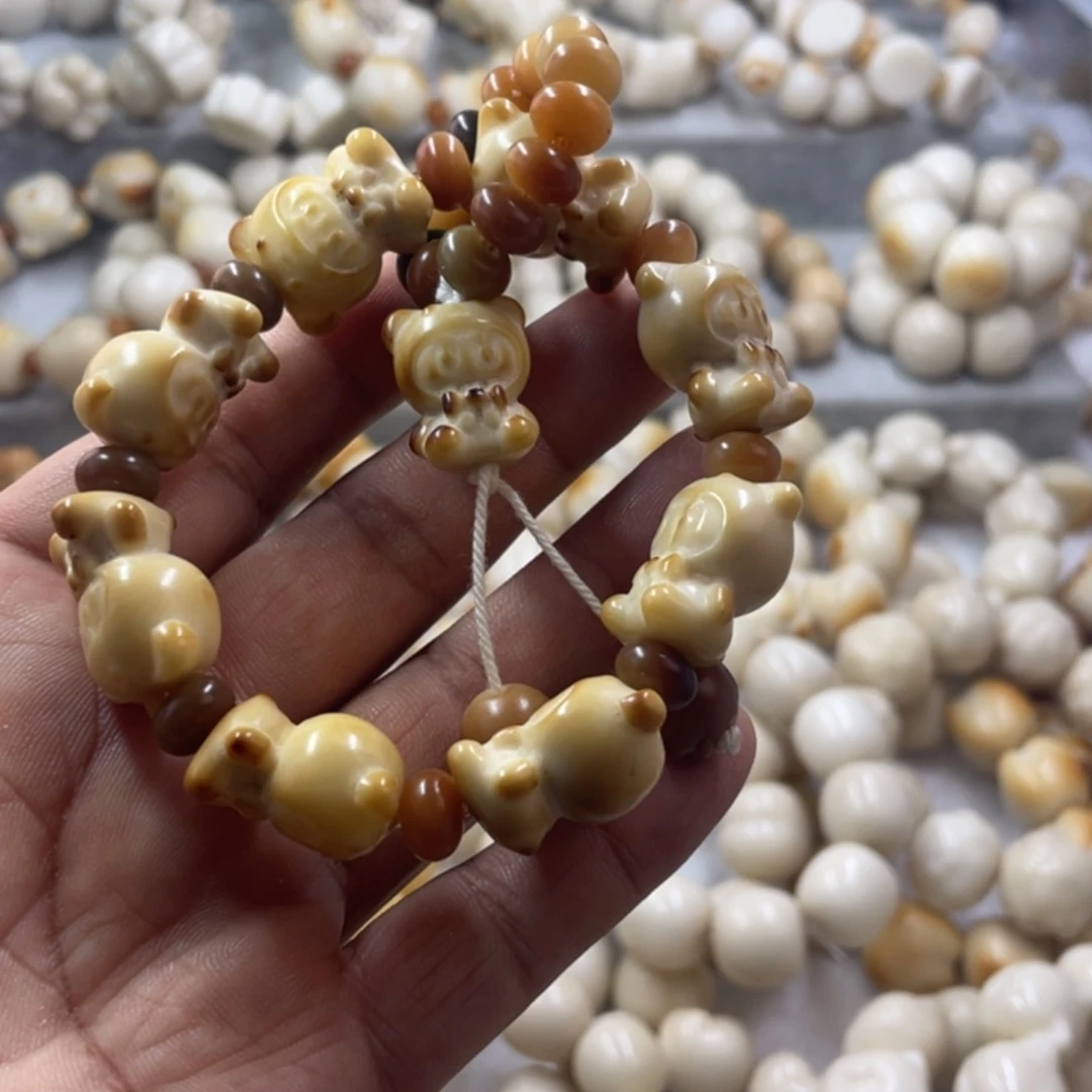 吊坠菩提根/象牙果微瑕象牙果拉布布手串