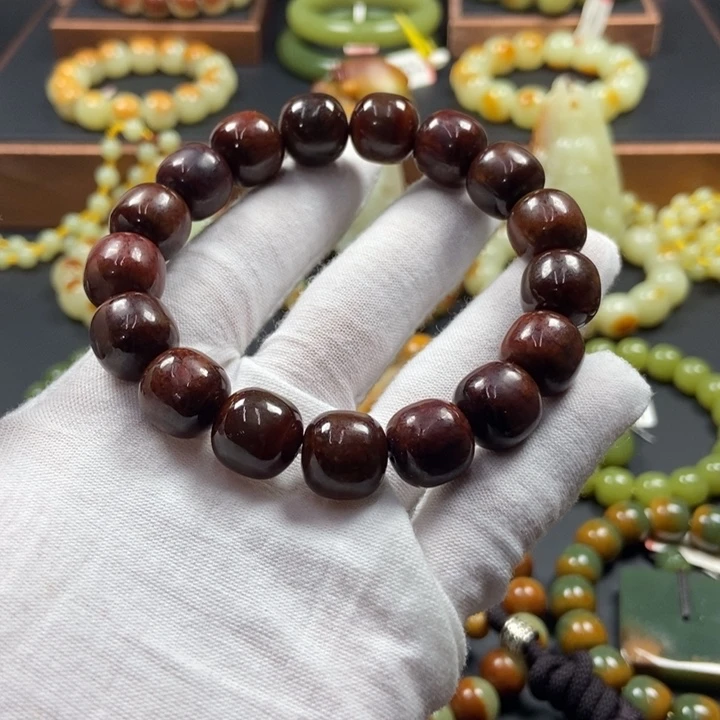 透闪石质玉未镶嵌手链