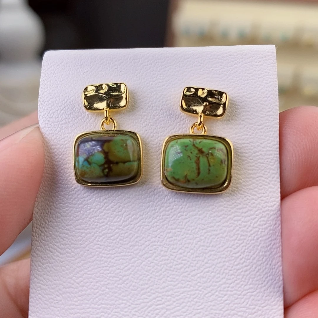 绿松石耳饰合金绿松石耳饰合金
