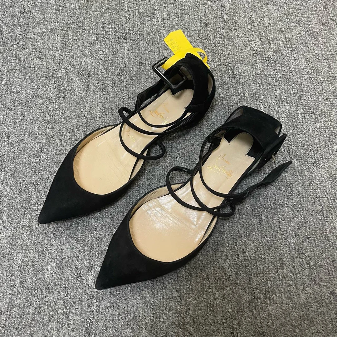 95新 Christian Louboutin/克里斯提·鲁布托 平底鞋  37.5码/8289