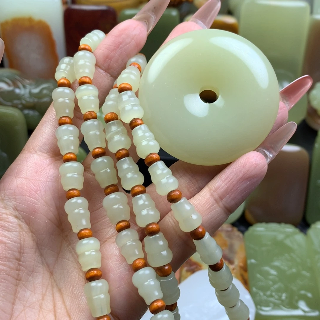 新疆昆仑山料牌子