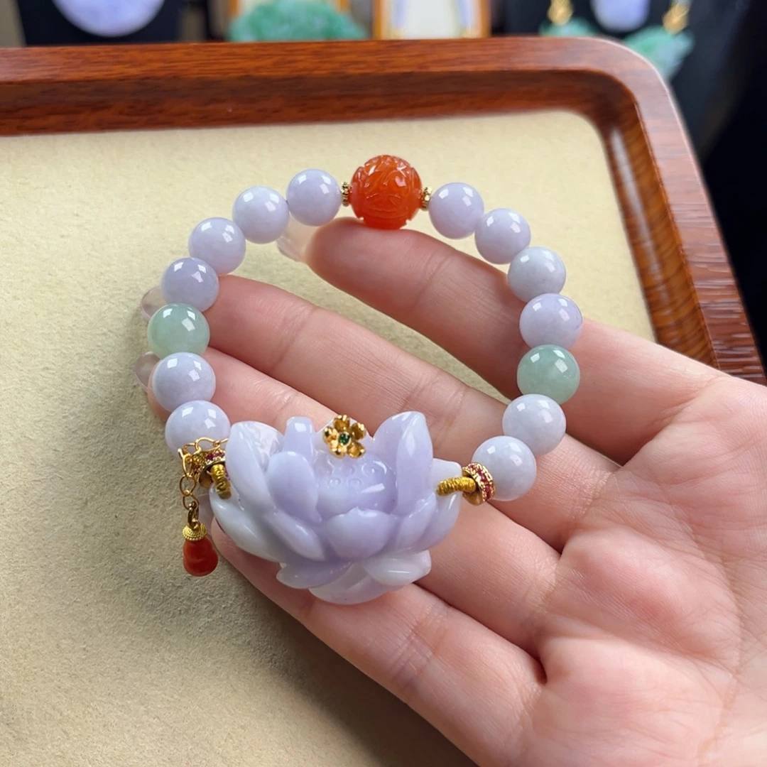 颈饰未镶嵌翡翠莲花