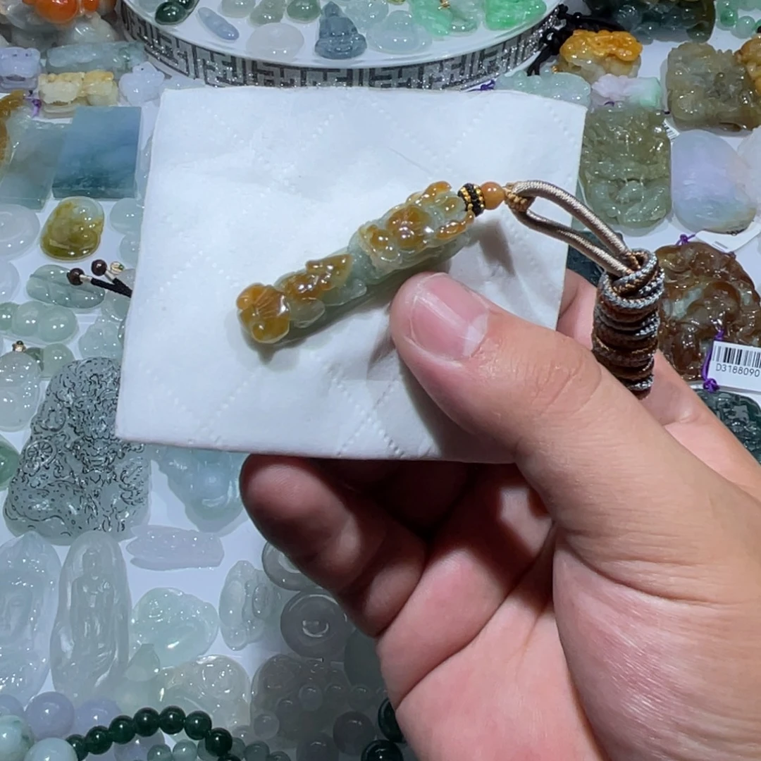 翡翠未镶嵌颈饰天然