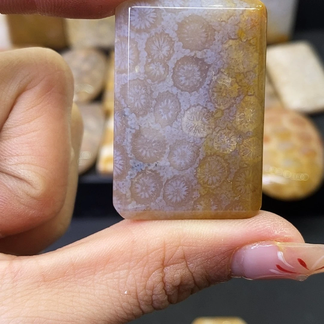 硅化玉颈饰合金心**熊