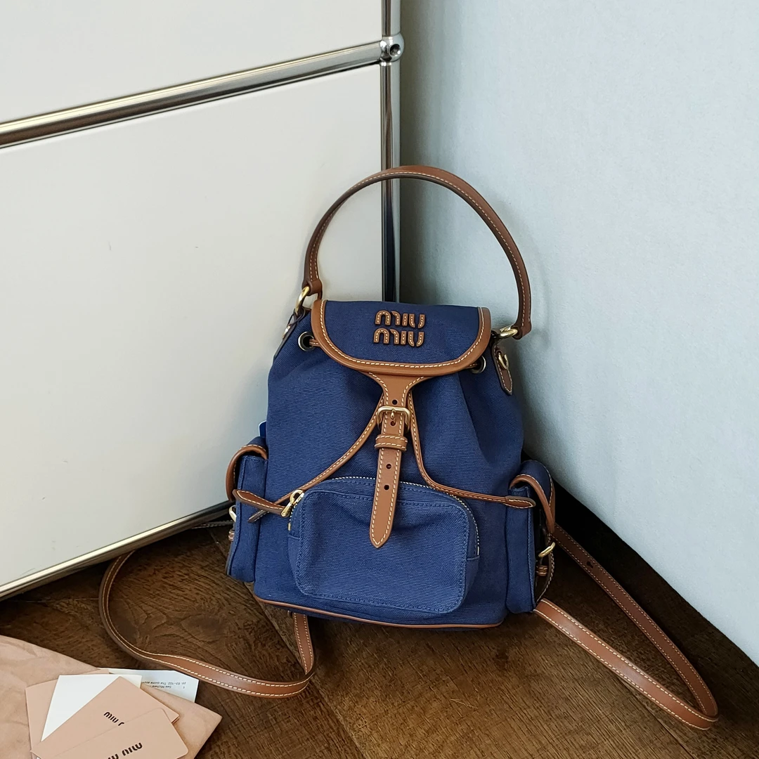 95新 MIU MIU/缪缪 Azul-新款藏蓝帆布拼皮小号手提双肩包/49961