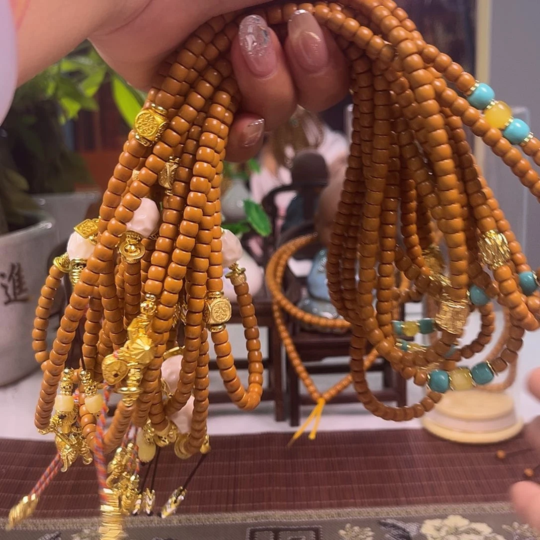 5.5满配脖挂随机发