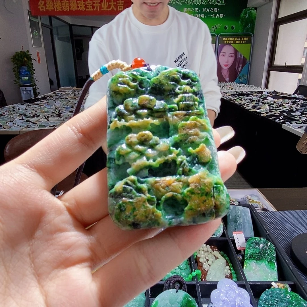颈饰未镶嵌翡翠翡翠