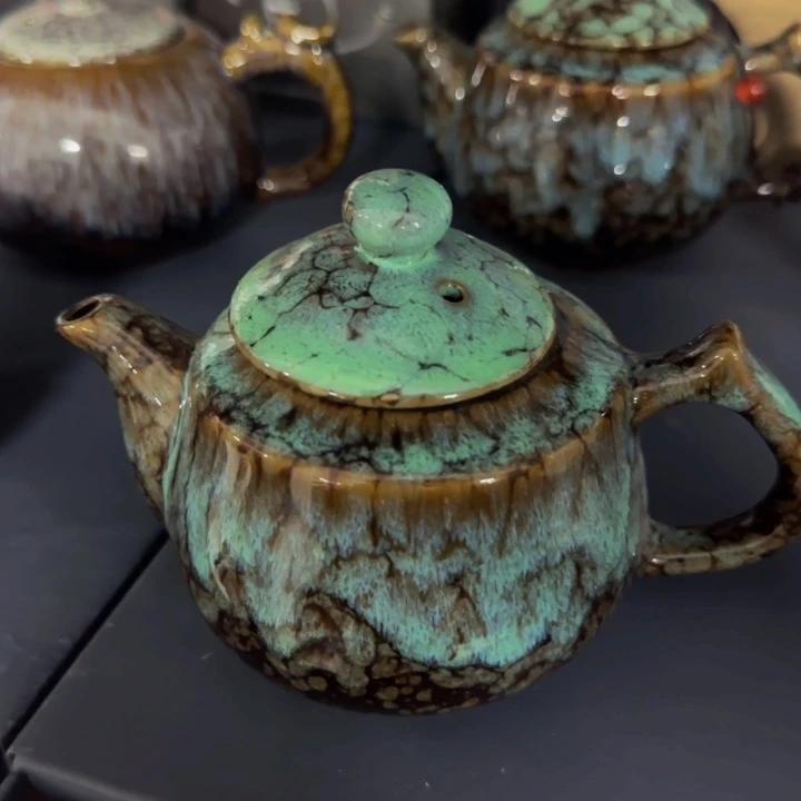 窑变西施泡茶壶一个