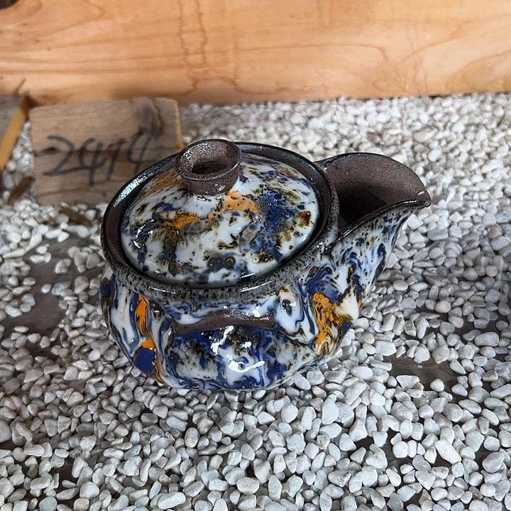 梁****陶瓷制品 陶瓷制品