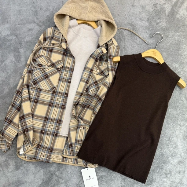 水淼25年秋季新款1051-时尚潮流 连帽格外套