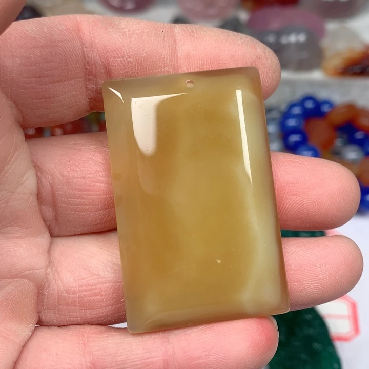 玛瑙/玉髓颈饰未镶嵌华*哥