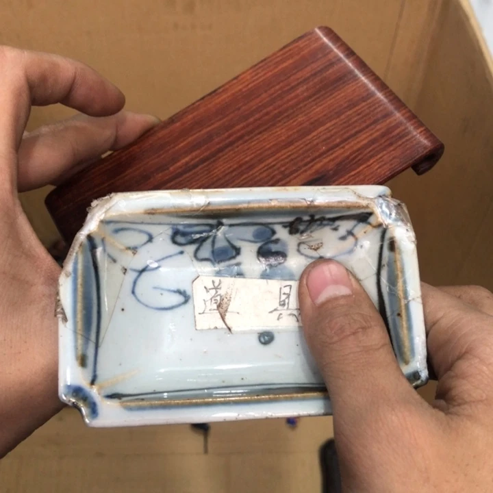 陶瓷孤品单件车里拍