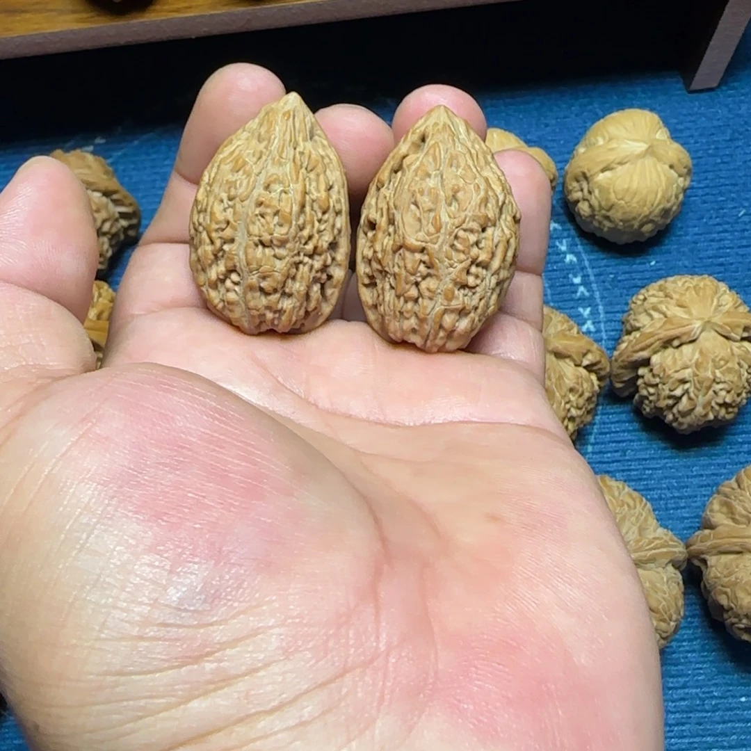 鸡***爪把件文玩核桃全品30坐佛手捻