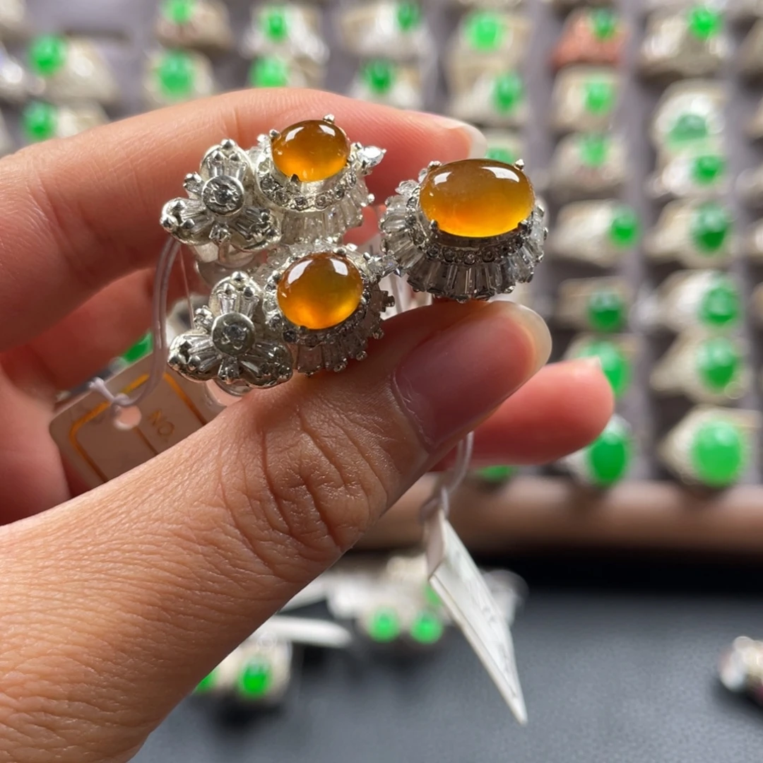 定制翡翠未镶嵌翡翠