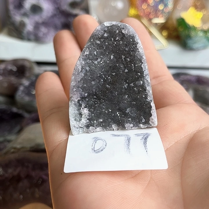 水晶8888888888未镶嵌福***?