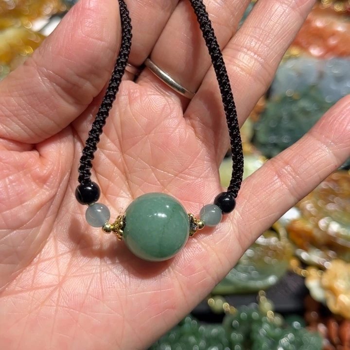 岫玉未镶嵌岫玉吊坠