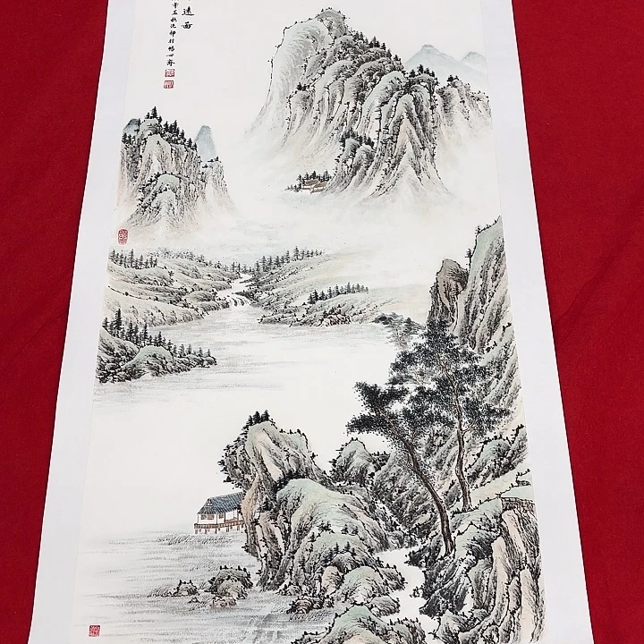 后***人国画花鸟的翅膀和羽毛的