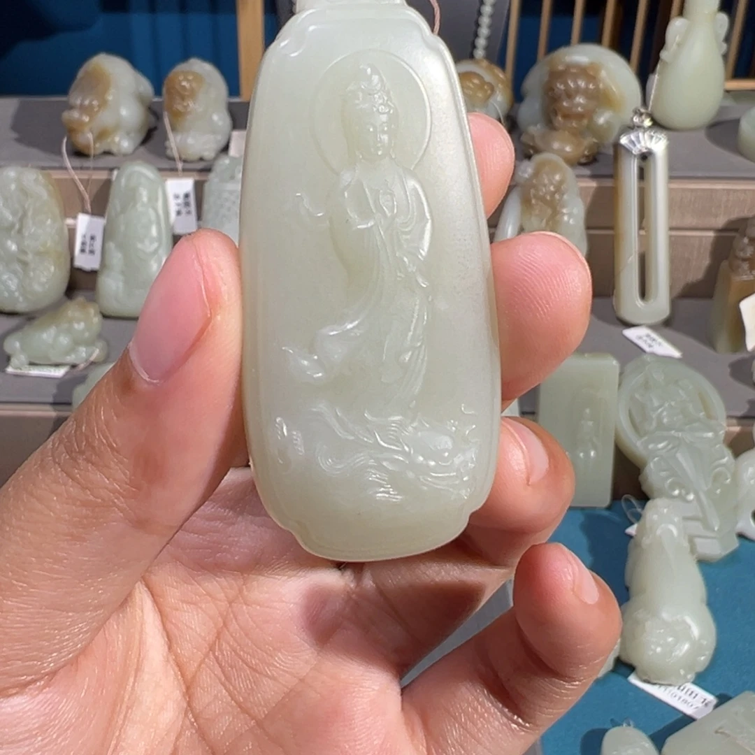 和田玉（糖玉）未镶嵌颈饰