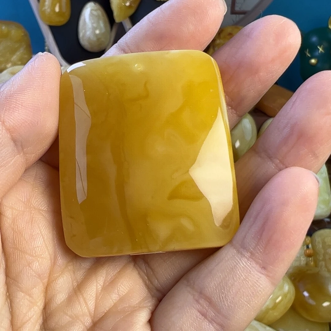 蜜蜡吊坠(不含链)未镶嵌