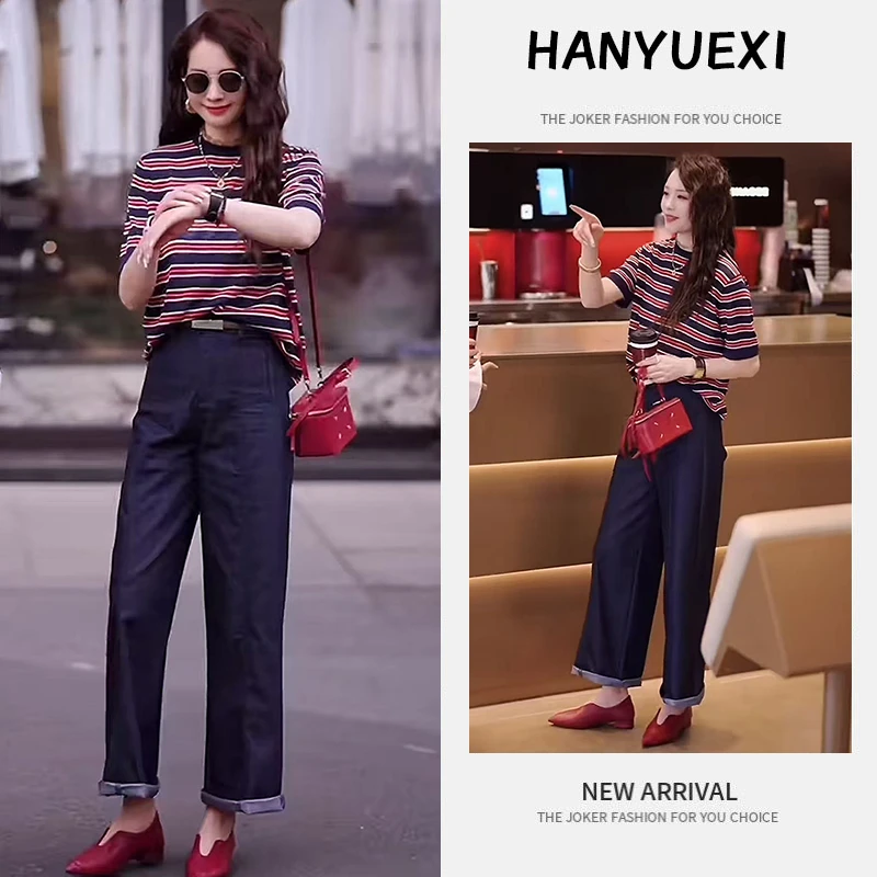 今年流行穿搭一整套2025新款格子休闲半袖T恤+通勤宽松直筒裤套装