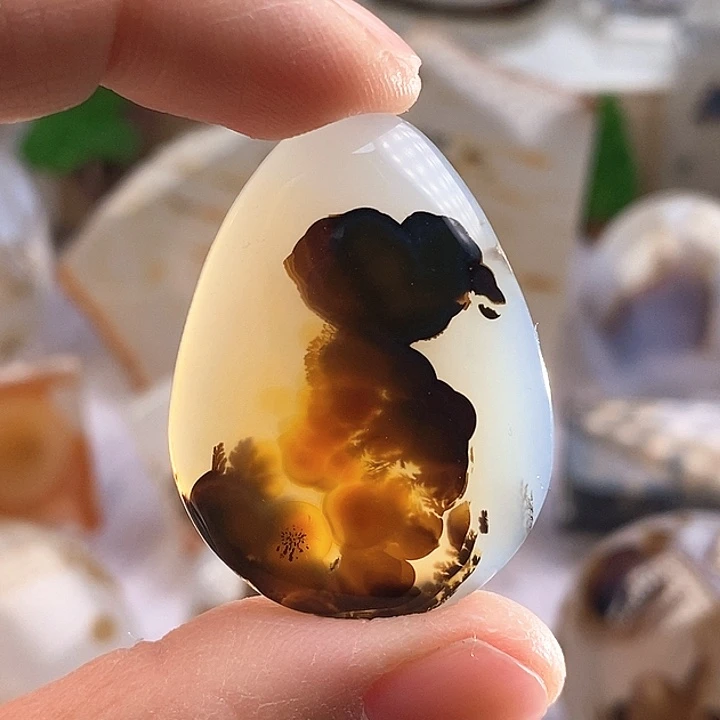 玛瑙/玉髓颈饰未镶嵌春**石