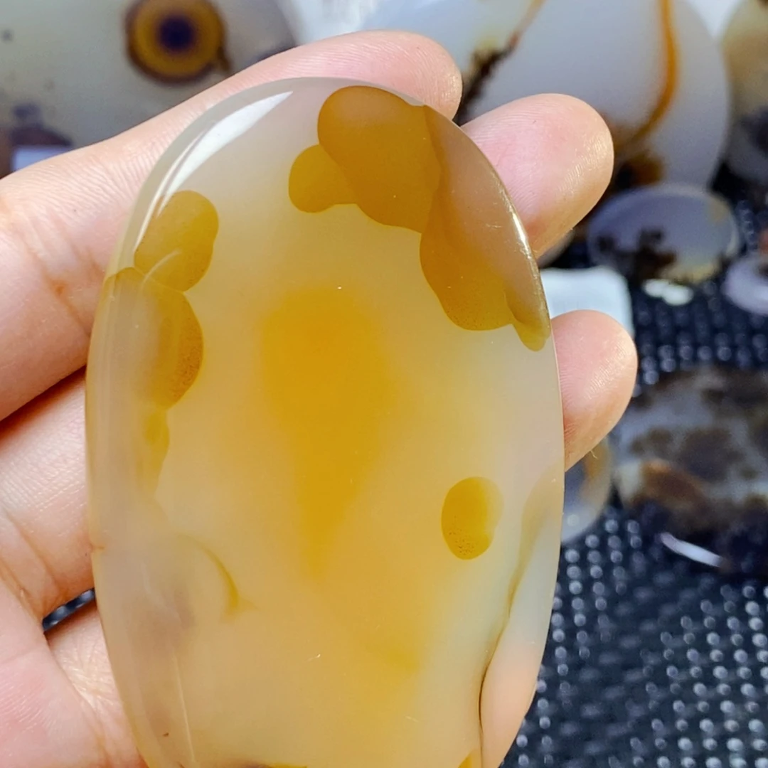 未镶嵌玛瑙/玉髓珠宝奇石