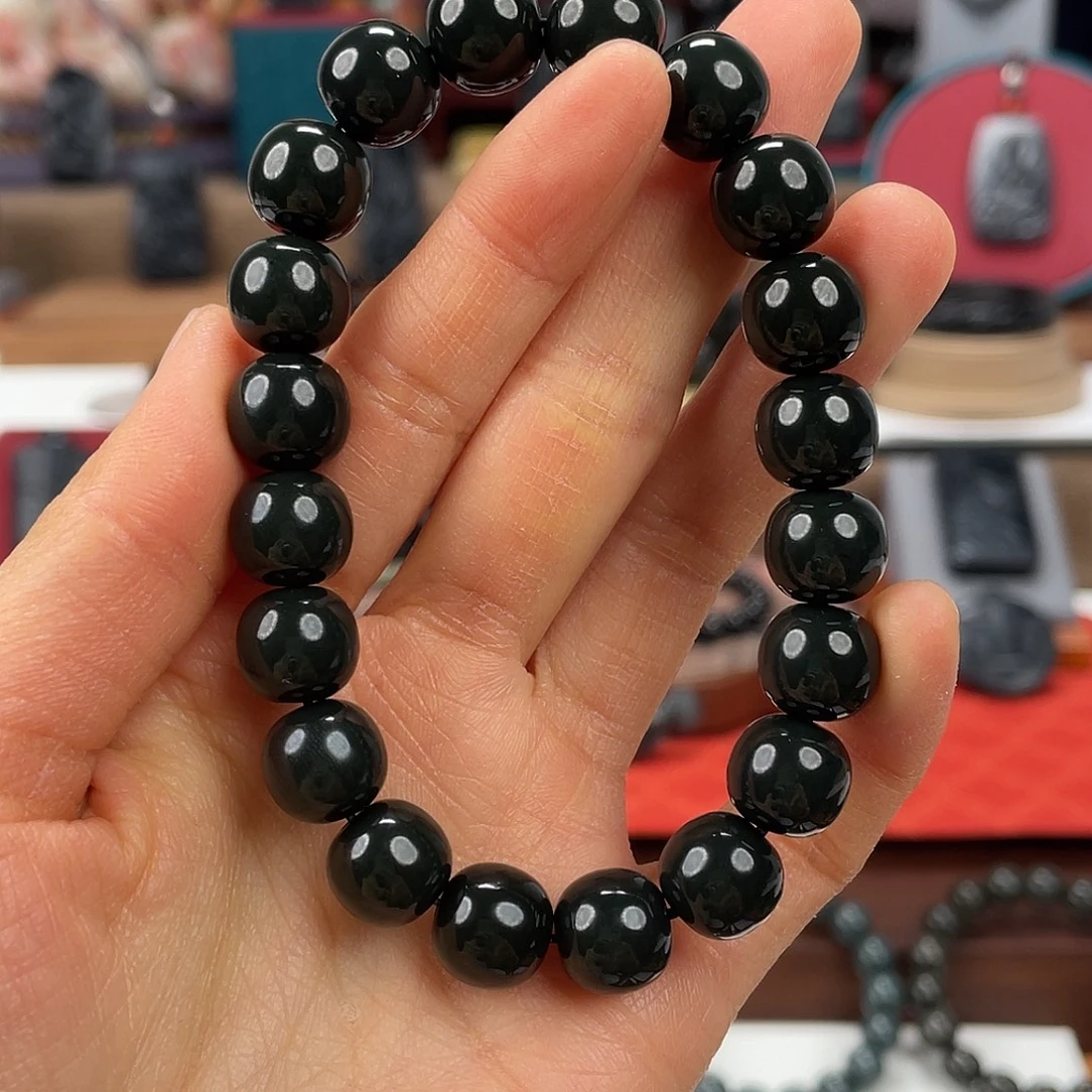 心***路和田玉未镶嵌手串卡11精工，5A深色沙枣青