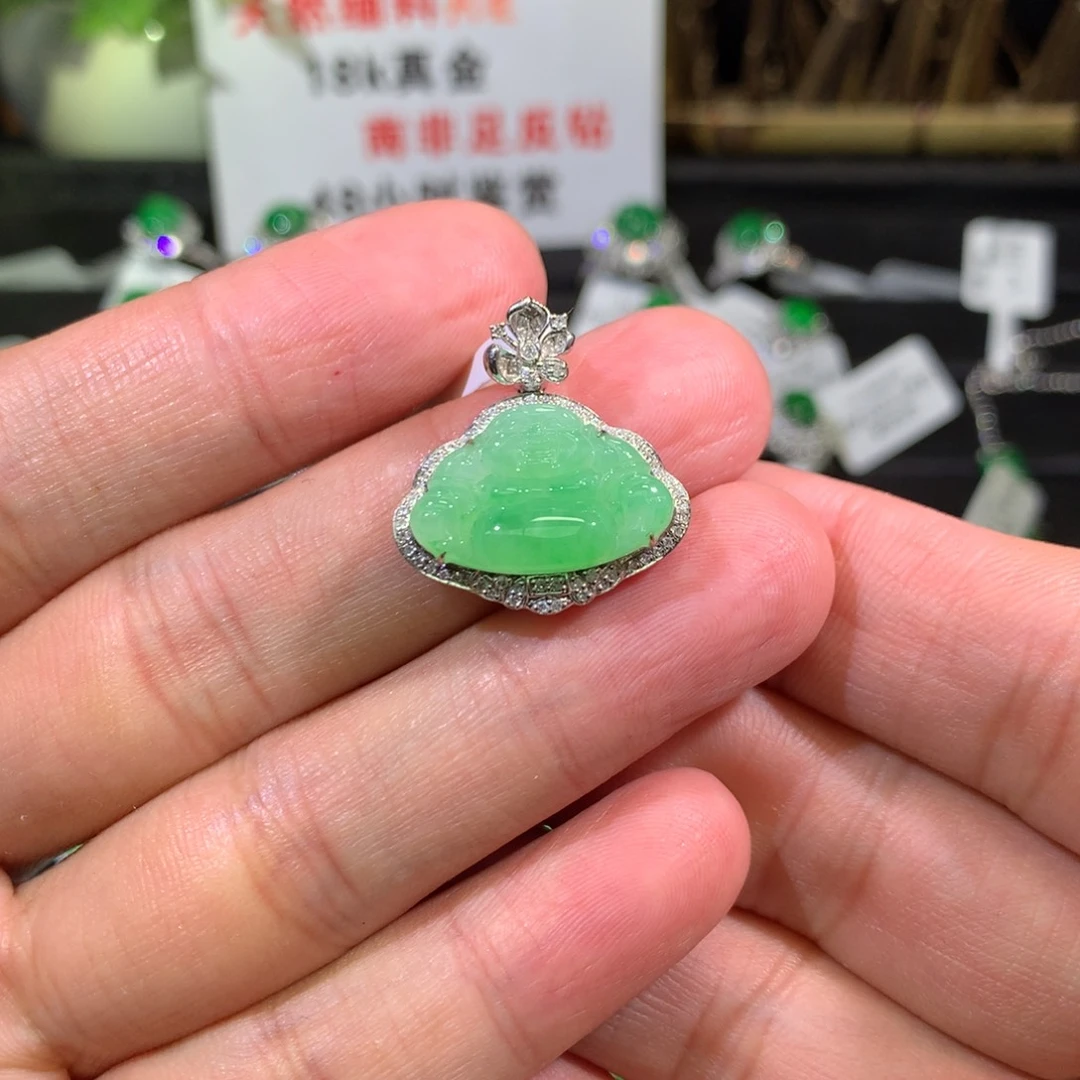 【闪购商品】翡翠吊坠(不含链)18K金镶嵌佛公
